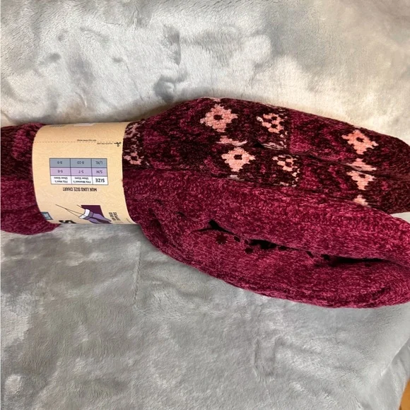 Muk Luks Unisex Cabin Socks   NWT. - Picture 2 of 8